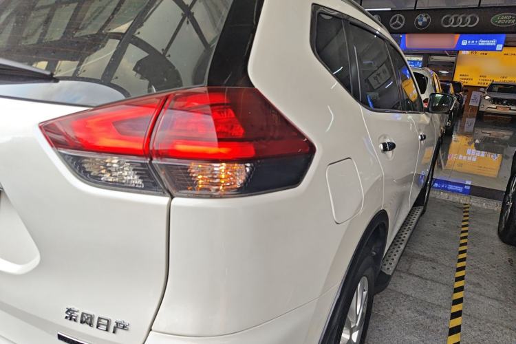 Used Nissan X-Trail 2020 2.0L XL ITS CVT 2WD SmartConnect Comfort Edition Right Rear Taillight
