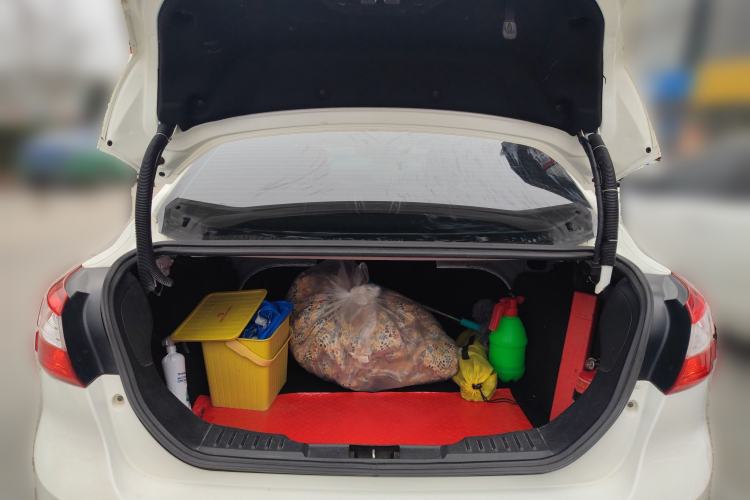 Used Ford Focus 2012 Sedan 1.6L Manual Comfort Model