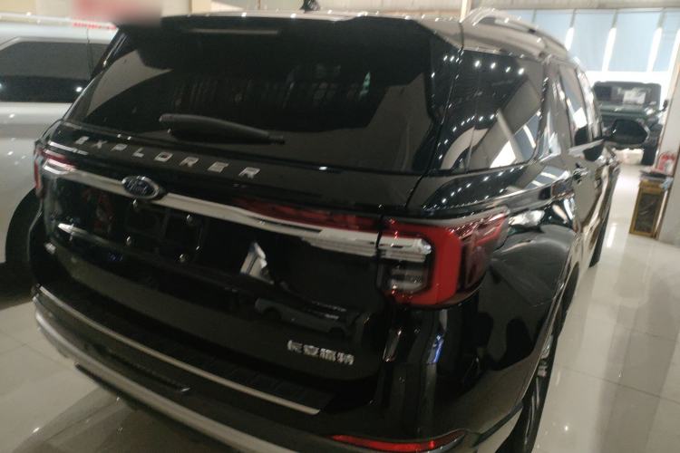 Used Ford Explorer 2023 EcoBoost 285 Four-Wheel Drive Titanium Edition 7-Seater
