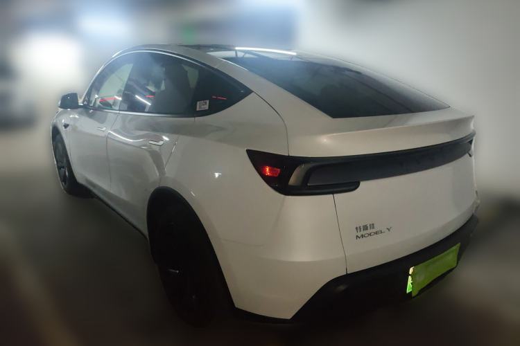 Used Tesla Model Y 2025 Rear-Wheel-Drive Version