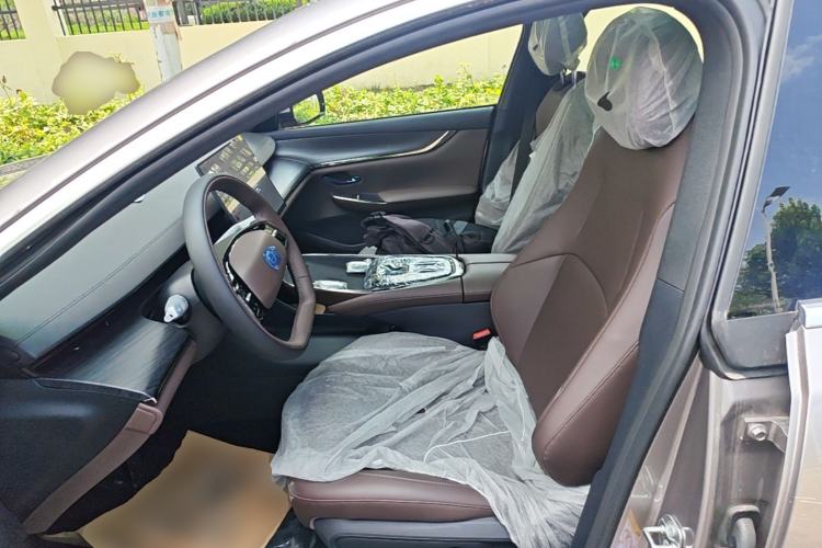 Used CHANGAN NEVO A07 2026 Model Ultra-Long Blue Whale Pure Electric 730 Luxury Edition
