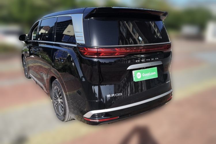 Used Denza D9 2024 DM-i 980 Four-Wheel Drive Prestige Model
