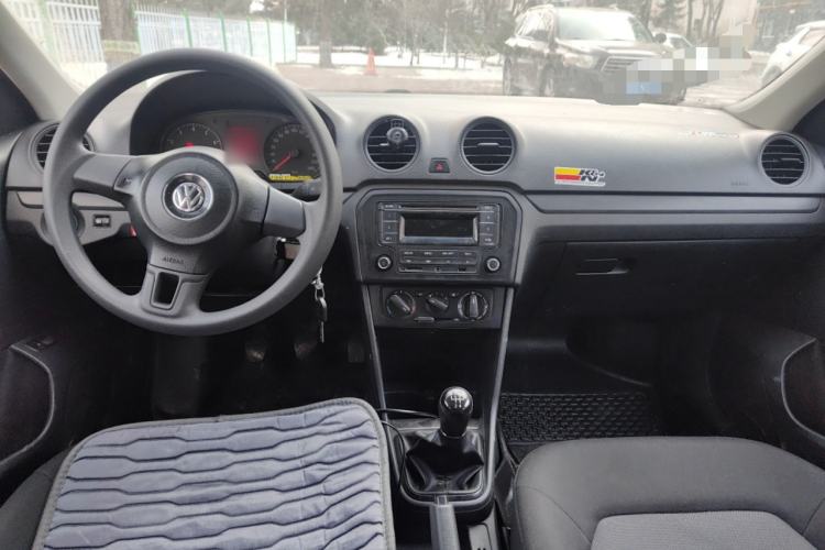 Used Volkswagen Jetta 2015 Zhuihui Edition 1.4L Manual Fashion Model