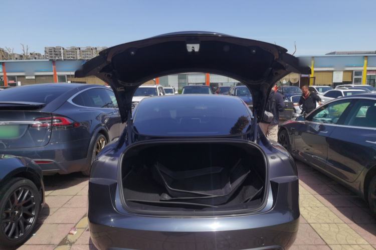 Used Tesla Model 3 2025 Rear-Wheel-Drive Version