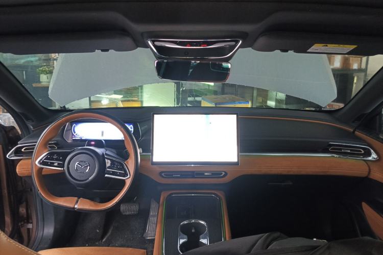 Used Mazda EZ-6 2024 Range-Extended 200 Luxury Edition Center Console