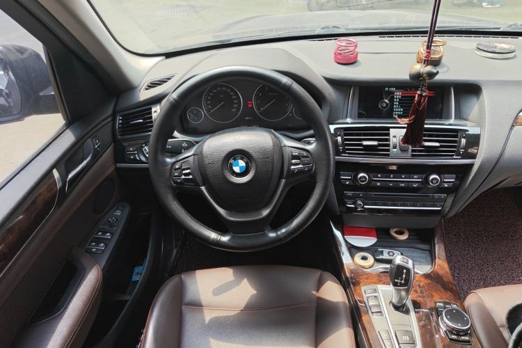 Used BMW X3 2014 xDrive20i X Design Package Steering Wheel