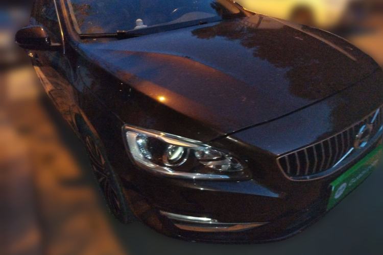 Used Volvo S60 2018 S60L T4 Smart & Ambitious Edition Front Right 45 Deg