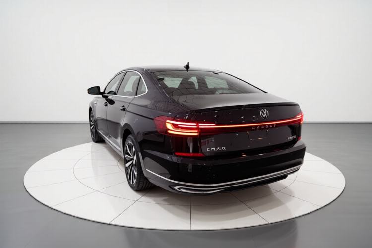 Used Volkswagen Passat 2022 330TSI Starry Elite Edition Rear Left 45 Deg