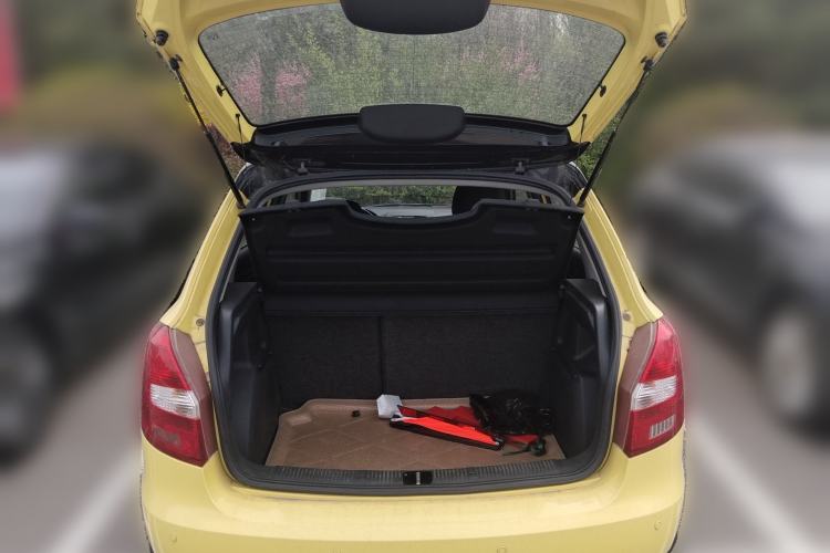 Used Skoda Fabia 2011 1.6L Automatic Cool Black Edition
