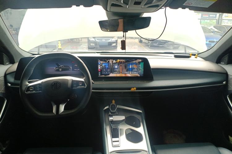 Used MG 7 2025 2.0T 405 AT Luxury Edition
