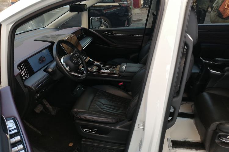 Used GAC Trumpchi M8 2024 Master Series 400T Prestige Edition Left Front Seat