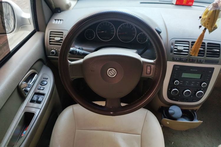 Used Buick GL8 2014 2.4L Classic Edition
