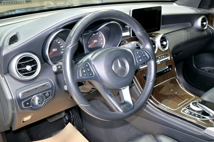 Used Mercedes-Benz GLC 2018 Facelifted GLC 260 4MATIC Dynamic Edition