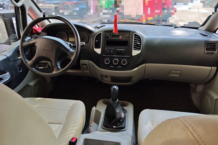 Used FORTHING Lingzhi 2015 V3 1.5L 7-Seater Luxury Model