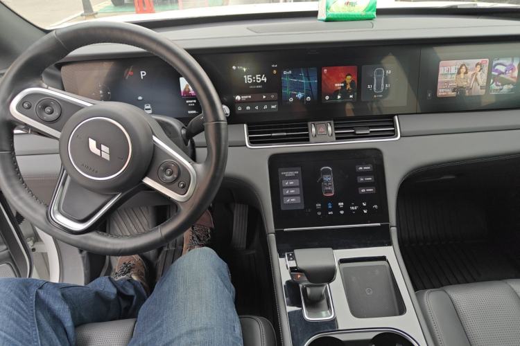 Used Li Auto ONE 2020 Extended-Range 6-Seater Version Center Console