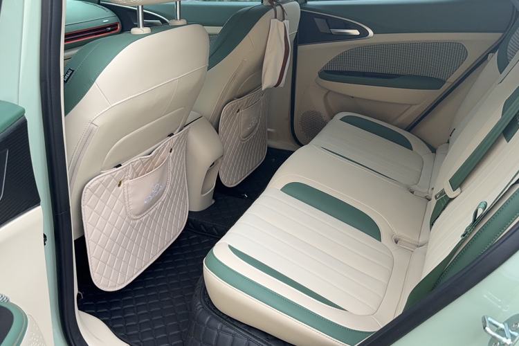 Used ORA Good Cat 2023 401 km Standard Range Premium Version Lithium Iron Phosphate
