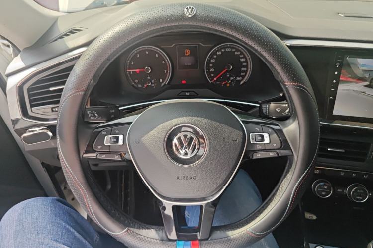 Used Volkswagen Tayron 2019 330TSI Two-Wheel-Drive Luxury Version China V Emission Standard Steering Wheel