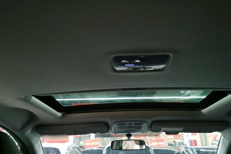 Used Haval M6 2019 1.5T DCT Two-Wheel Drive Elite Version China VI Standard Headliner