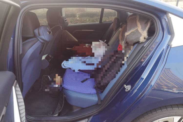 Used BMW i5 2024 eDrive 35L Prestige Luxury Package Left Rear Seat