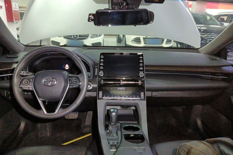 Used Toyota Avalon 2019 2.0L Luxury Edition China VI Standard
