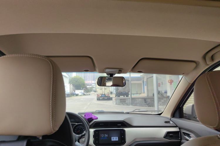 Used Wuling Hongguang 2019 1.5L S Comfort Edition China VI LAR
