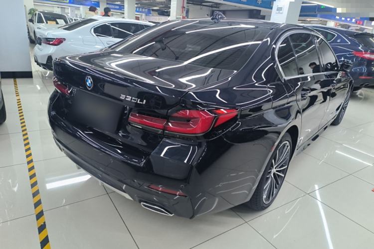 Used BMW 5 Series 2022 Second Facelift 530Li Leading Edition M Sport Package
