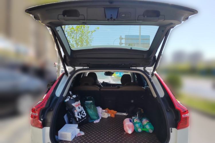 Used Volvo XC60 2020 T5 4x4 Zhiyi Luxury Edition Trunk