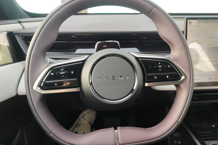 Used Mazda EZ-60 2025 Model Pure Electric 600 Max
