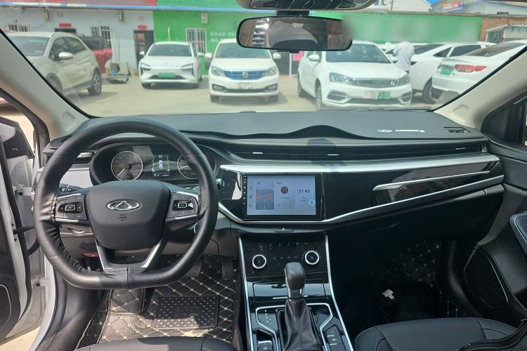 Used Chery Arrizo 5 2024 Edition People's Benefit Version 1.5L CVT Fashion Model Center Console