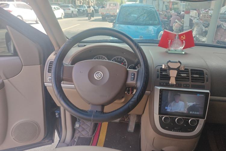 Used Buick GL8 2014 2.4L Classic Edition
