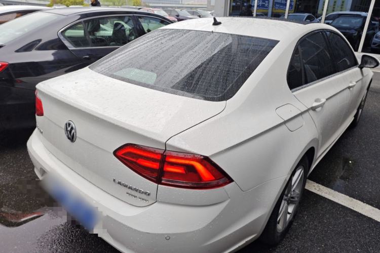 Used Volkswagen Lamando 2017 280TSI DSG Comfort Edition
