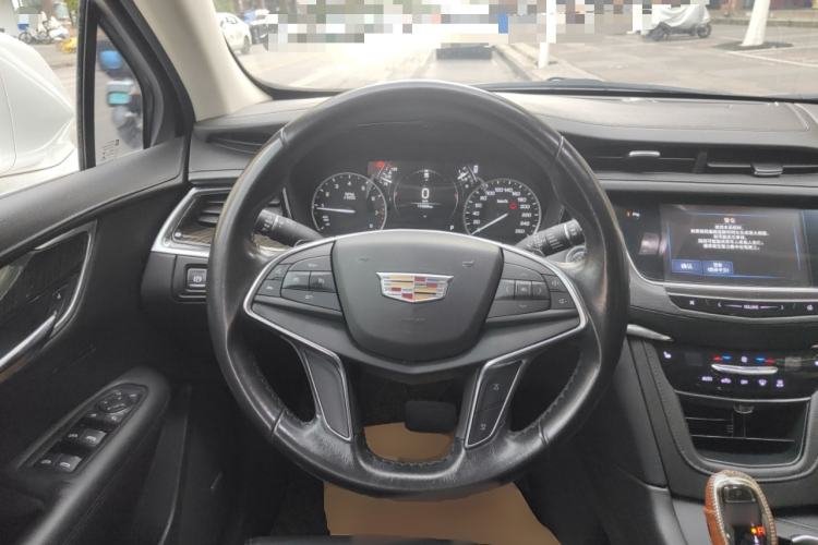 Used Cadillac XT5 2018 25T Luxury Model