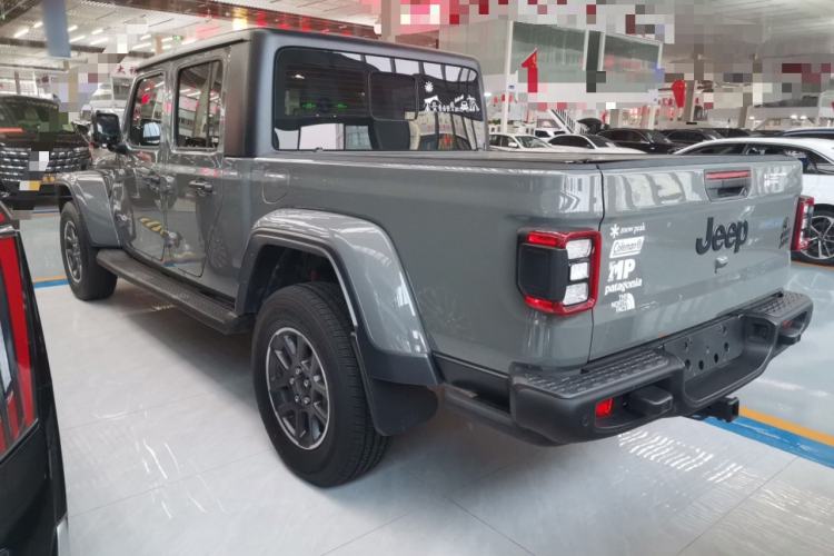 Used Jeep Gladiator 2022 3.6L Pioneer Edition
