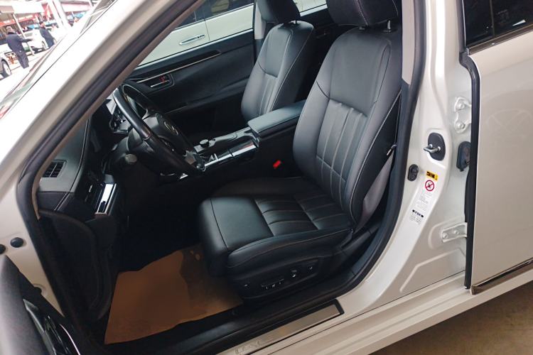 Used Lexus ES 2016 200 Midnight Special Limited Edition