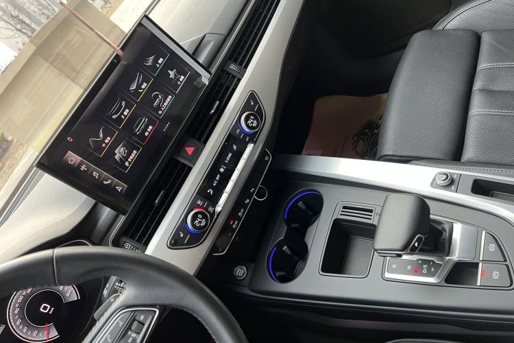 Used Audi A4L 2020 40 TFSI Luxury Dynamic Model
