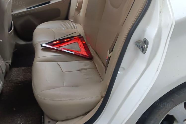 Used Roewe 350 2012 1.5L Automatic Smart Value Edition
