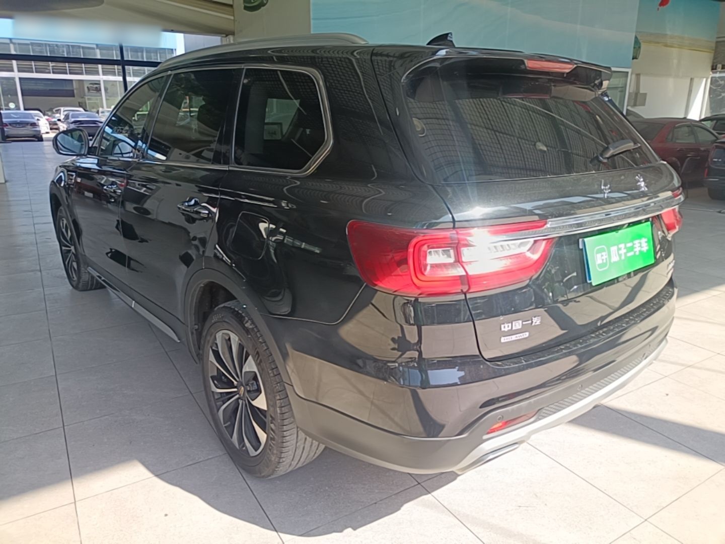 Hongqi HS7 2022 3.0T Automatic All-Wheel Drive ZhiLian Flagship Edition Five Seats — снимка 4