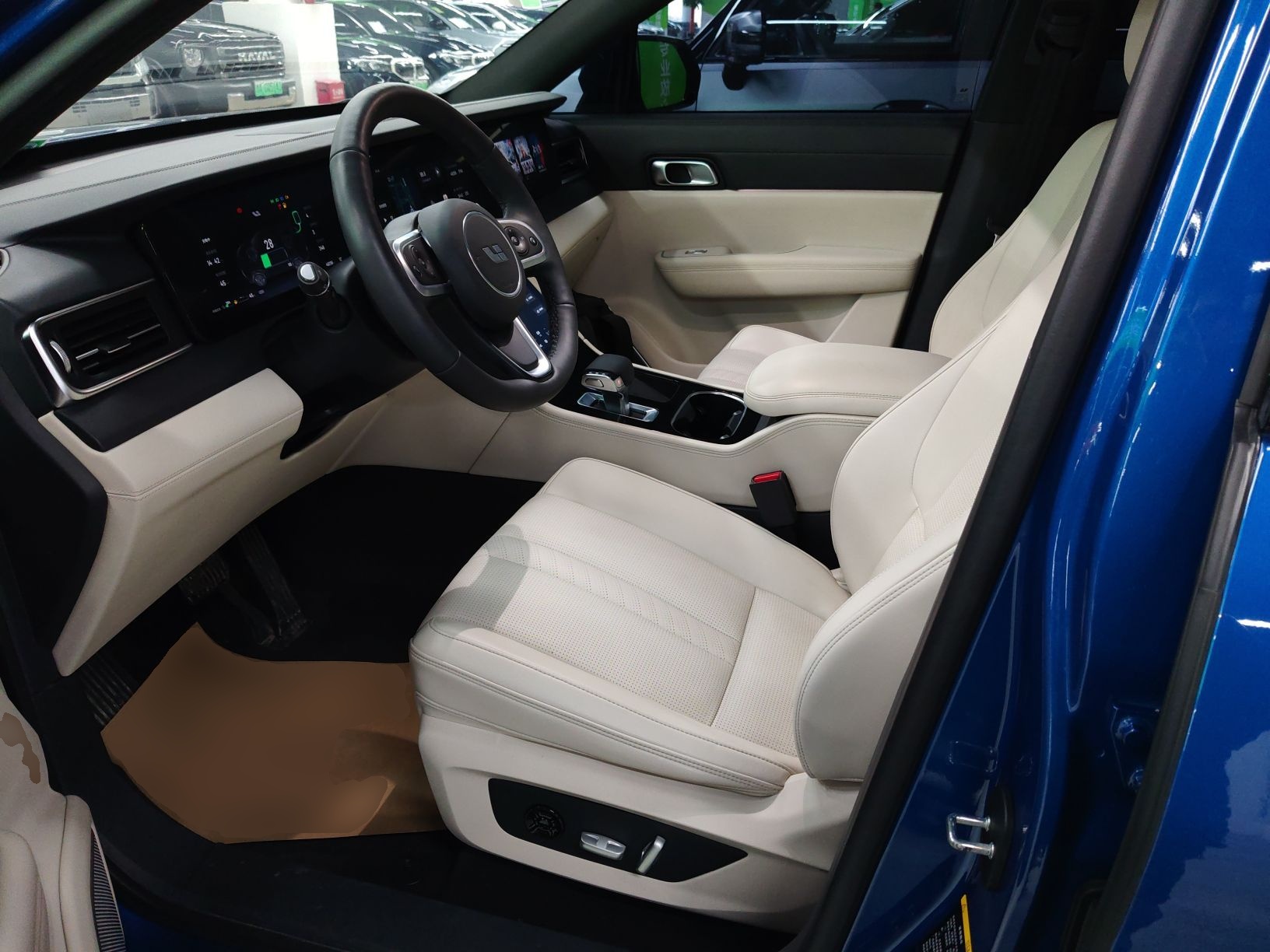 المقاعد الأمامية داخل السيارة