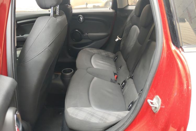 Used MINI 2015 1.5T COOPER Fun Five-Door Edition
