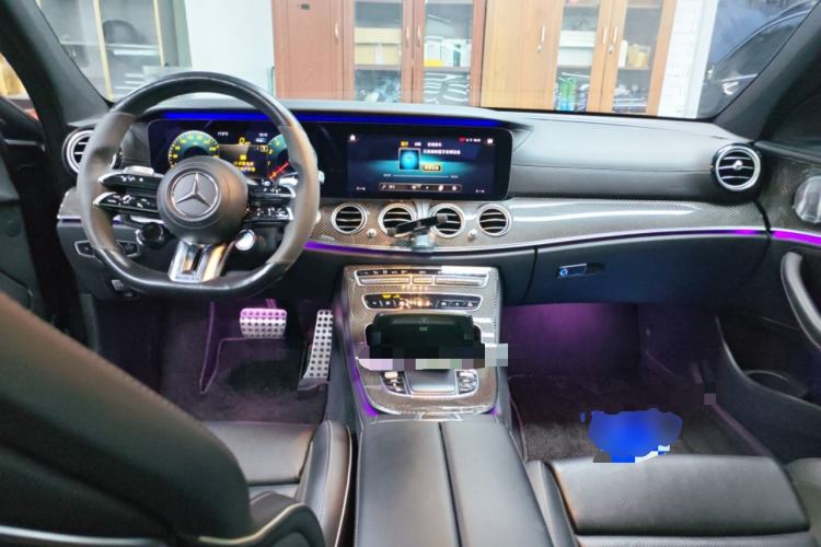 Used Mercedes-Benz E-Class AMG 2021 AMG E 63 S 4MATIC+ Center Console