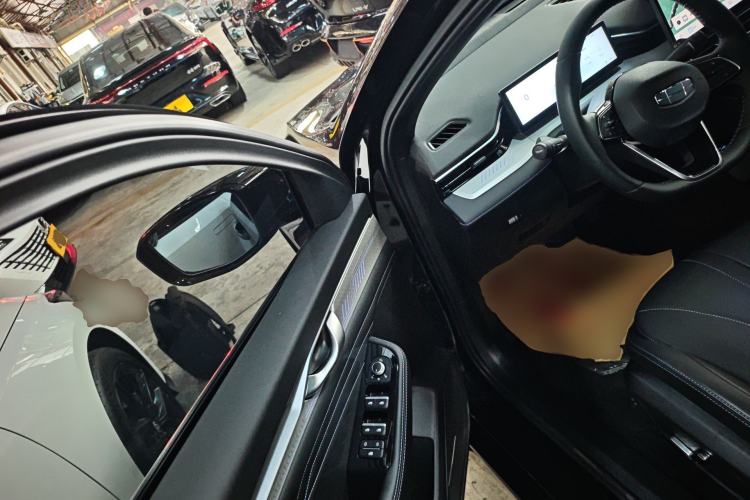 Used Geely Auto Preface 2025 Dongfang Yao 1.5TD Kunlun Edition Driver Seat