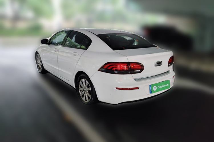 Used Qoros 3 2018 Sedan 1.6L Automatic Leading Model

