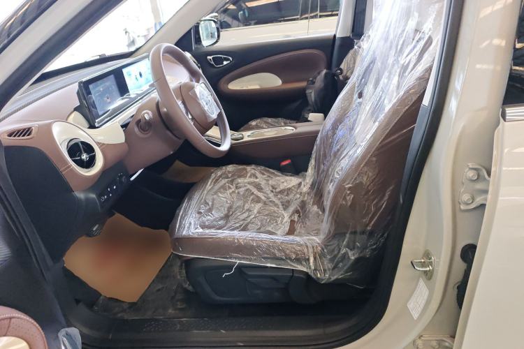 Used Wuling Bingo 2025 333 km Enjoyment Version Left Front Seat
