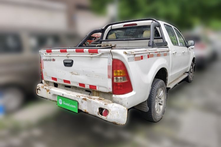 Used Foton Tunland 2015 2.8T E5 Diesel 4x4 Elite Edition 4J28TC2