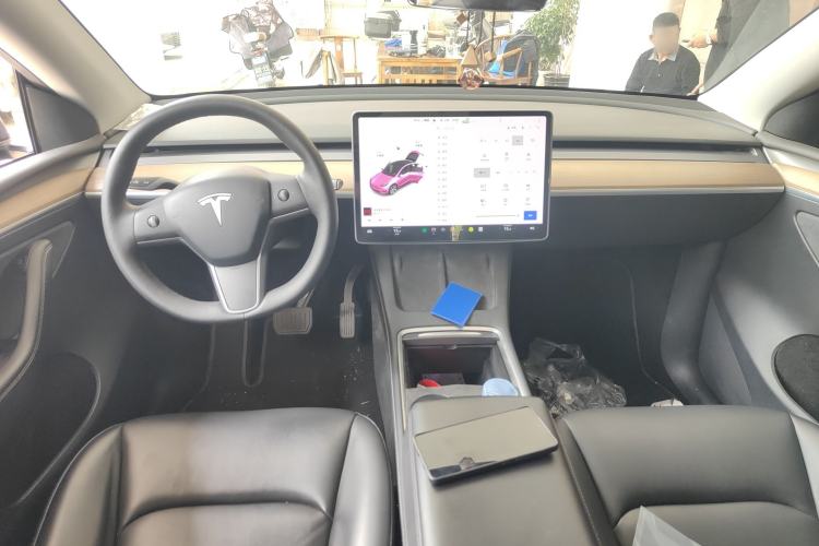 Used Tesla Model Y 2021 Standard Range Rear-Wheel Drive Version
