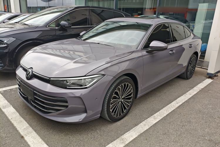 Used Volkswagen Passat 2025 Pro 380TSI Dragon Supreme Edition