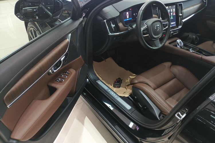 Used Volvo S90 2022 B5 Zhiyuan Luxury Edition