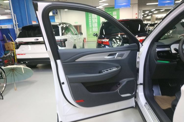 Used ARCFOX Alpha T 2023 688E+ Forest Edition 160kW
