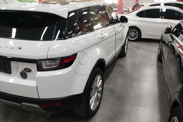 Used Land Rover Range Rover Evoque 2018 240 PS SE Smart Brilliance Edition
