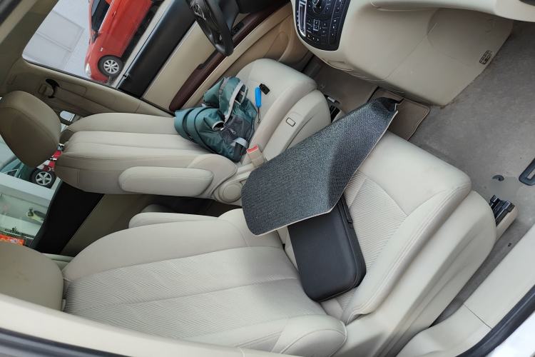 Used Buick GL8 2018 28T Comfort Model China VI Standard
